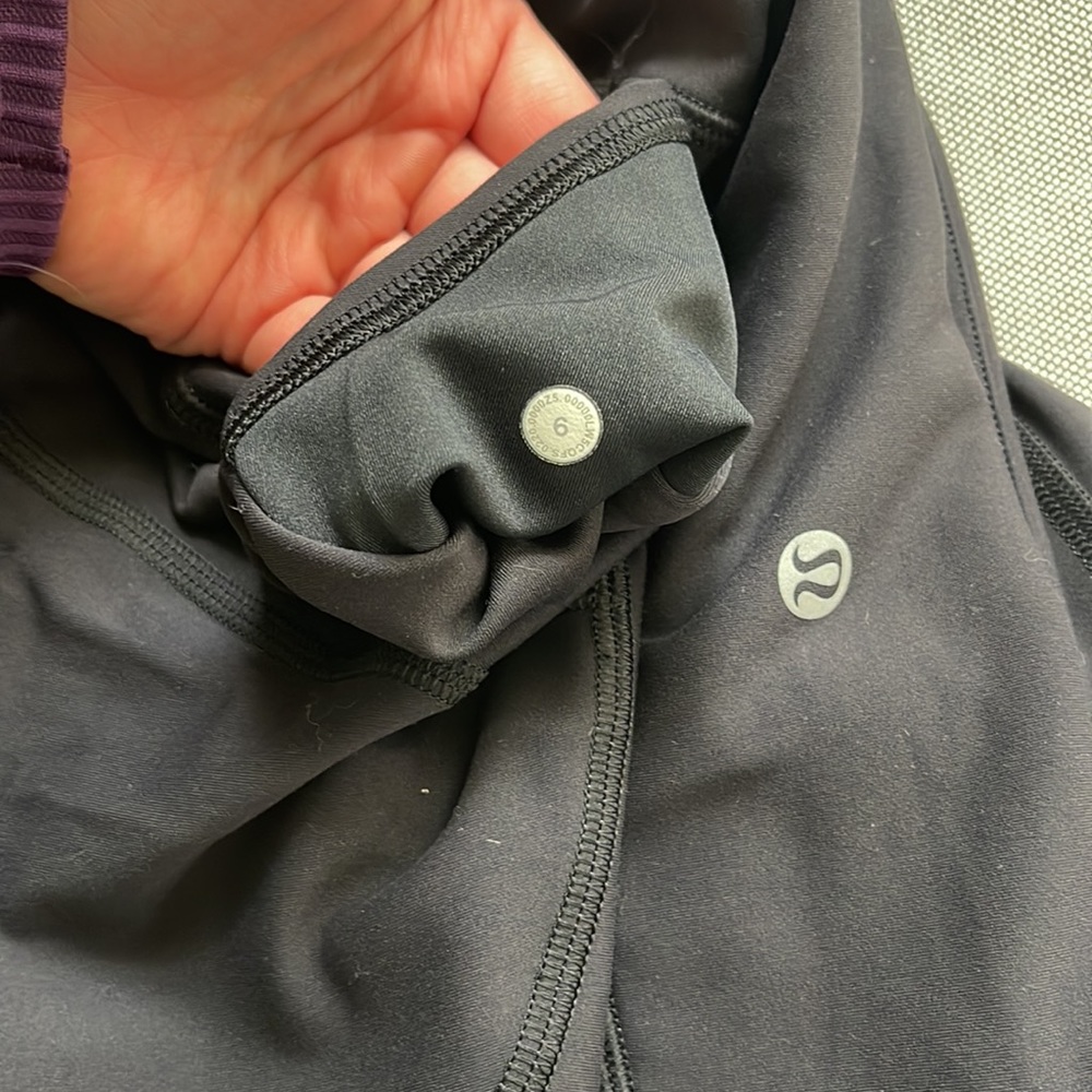 Lululemon Legging - Picture 5 of 5